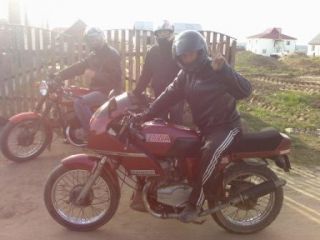 att-464399cb77eca022v.jpg